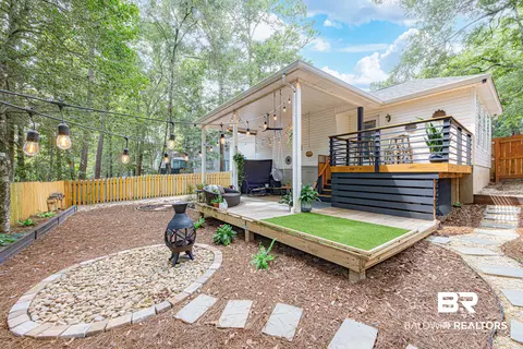Exterior - 106 Avon Cir, Daphne, AL 36526 photo 10 of 15