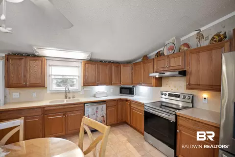 Kitchen - 483 Elberta Loop, Lillian, AL 36549 photo 4 of 4
