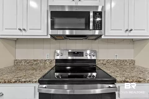 Kitchen - 4251 Horloesther Ct, Mobile, AL 36608 photo 6 of 7