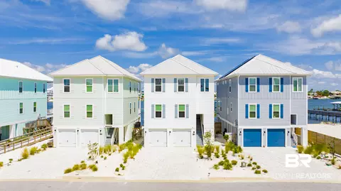 17030 Starboard Pl, Pensacola, FL 32507