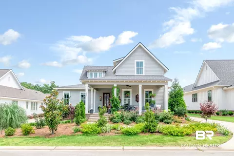 857 Geranium Dr, Fairhope, AL 36532