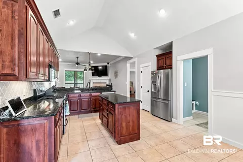 Kitchen - 9380 Sanibel Loop, Daphne, AL 36526 photo 1 of 4