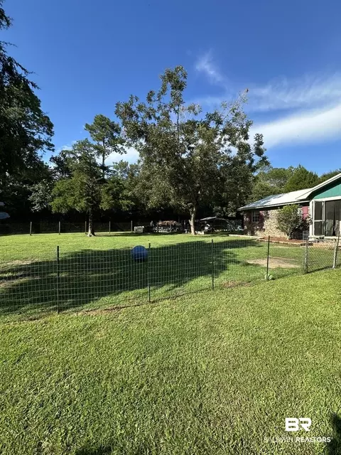 Exterior - 30385 State St, Elberta, AL 36530 photo 2 of 21