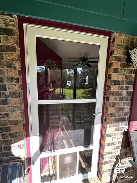 Exterior - 30385 State St, Elberta, AL 36530 photo 9 of 21