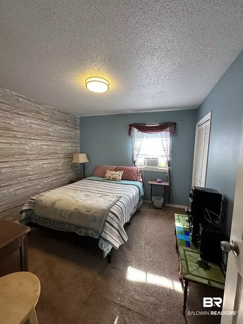 Bedroom - 30385 State St, Elberta, AL 36530 photo 2 of 5