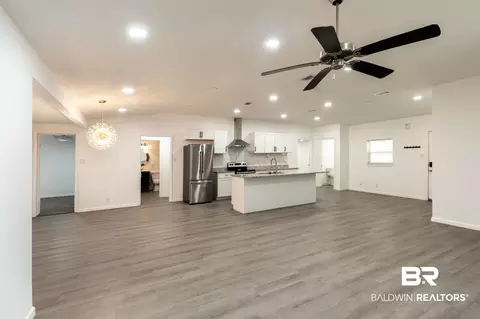 Living - 4359 Antares Ln, Mobile, AL 36693 photo 2 of 5