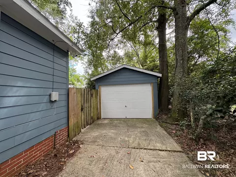 3 York Pl, Mobile, AL 36608 photo 9