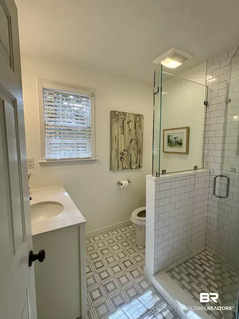 3 York Pl, Mobile, AL 36608 photo 5