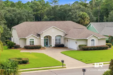 37 Lagoon Dr, Gulf Shores, AL 36542