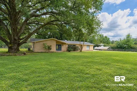 1324 Conference Rd, Cantonment, FL 32533