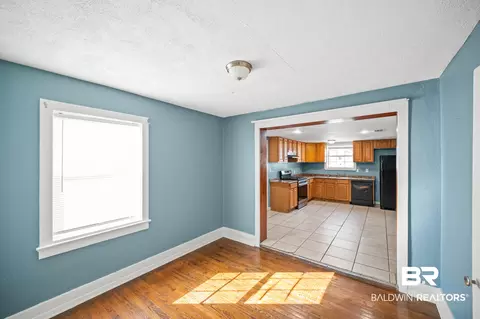 Entry Way - 554 Mohawk St, Mobile, AL 36606 photo 1 of 1