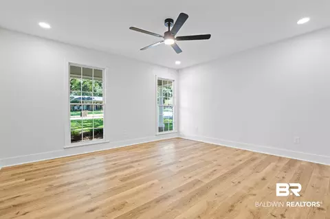 Living - 1908 Bent Tree Ct, Mobile, AL 36609 photo 6 of 6