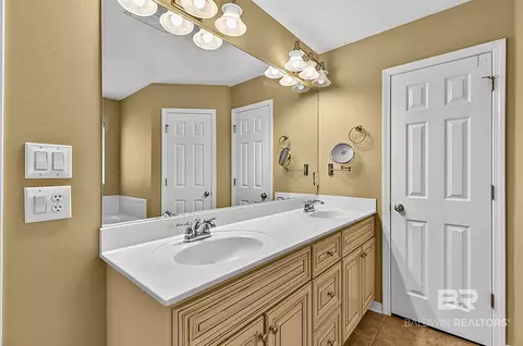 Bath - 24909 Steadfast Ct, Daphne, AL 36526 photo 2 of 6