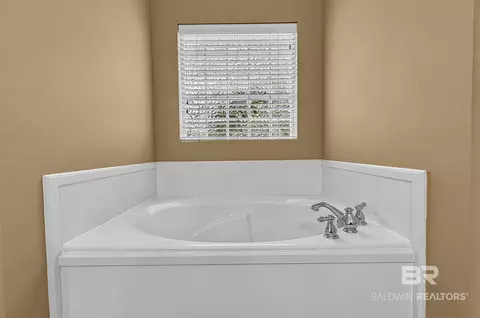 Bath - 24909 Steadfast Ct, Daphne, AL 36526 photo 5 of 6