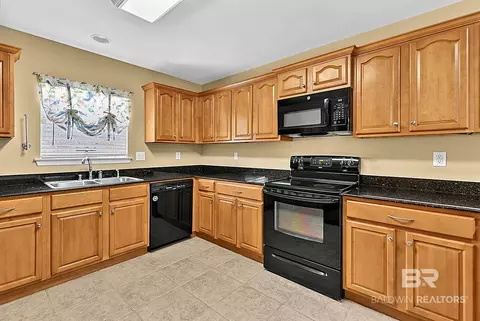 Kitchen - 24909 Steadfast Ct, Daphne, AL 36526 photo 3 of 7