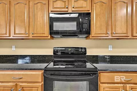 Kitchen - 24909 Steadfast Ct, Daphne, AL 36526 photo 6 of 7