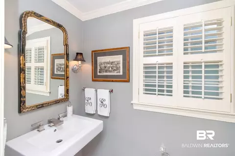 Bath - 421 Tuthill Ln, Mobile, AL 36608 photo 1 of 6