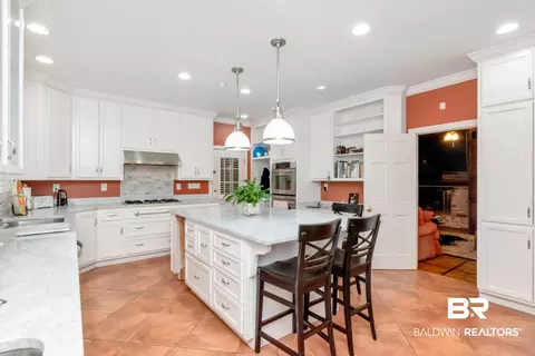 Kitchen - 421 Tuthill Ln, Mobile, AL 36608 photo 3 of 4