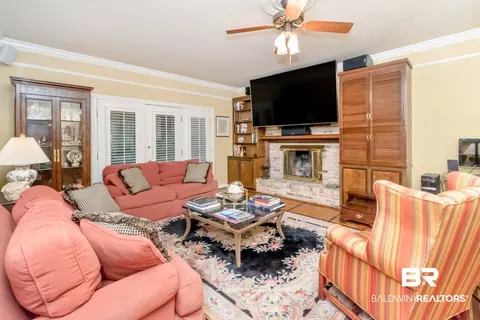 Living - 421 Tuthill Ln, Mobile, AL 36608 photo 1 of 3