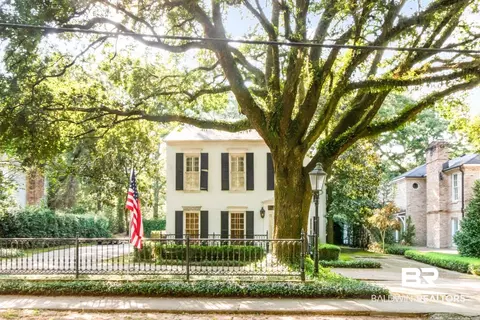 Exterior - 421 Tuthill Ln, Mobile, AL 36608 photo 11 of 14