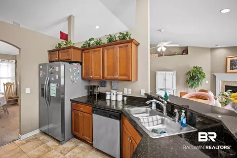 Kitchen - 231 Meadow Run Loop, Foley, AL 36535 photo 2 of 4