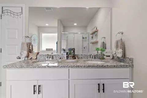 Bath - 11441 Elemis Dr, Daphne, AL 36526 photo 1 of 3