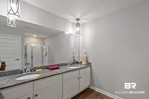 Bath - 8161 Irwin Loop, Daphne, AL 36526 photo 2 of 3
