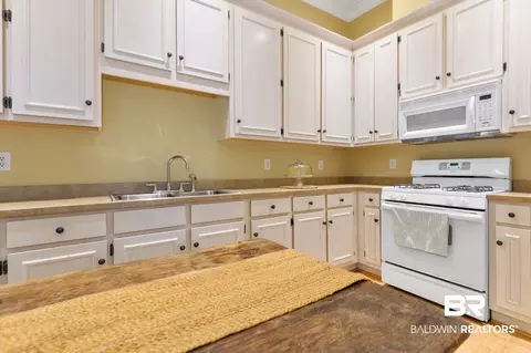 Kitchen - 14890 Celeste Rd, Chunchula, AL 36521 photo 8 of 8