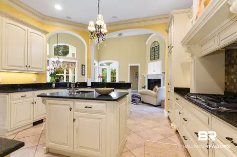 Kitchen - 14890 Celeste Rd, Chunchula, AL 36521 photo 6 of 8