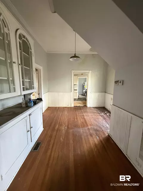 Entry Way - 352 S Ann St, Mobile, AL 36604 photo 1 of 2