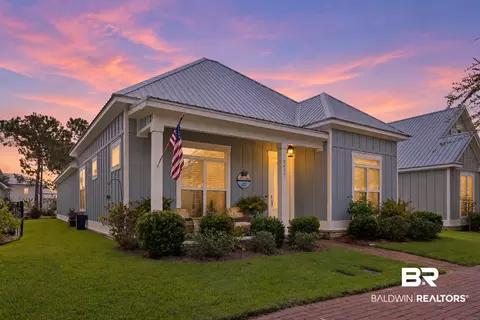 2639 Bienville Ave, Gulf Shores, AL 36542