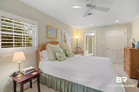 Bedroom - 8785 Red Fish Point Rd, Lillian, AL 36549 photo 2 of 8
