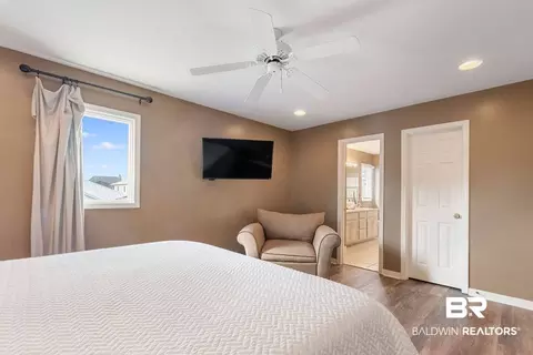 Bedroom - 3458 Mariner Cir, Orange Beach, AL 36561 photo 4 of 9