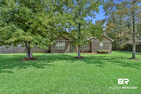 42360 Pine Grove Rd, Bay Minette, AL 36507