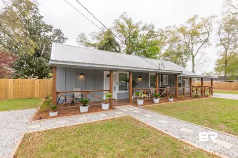 1901 N Alston St, Foley, AL 36535