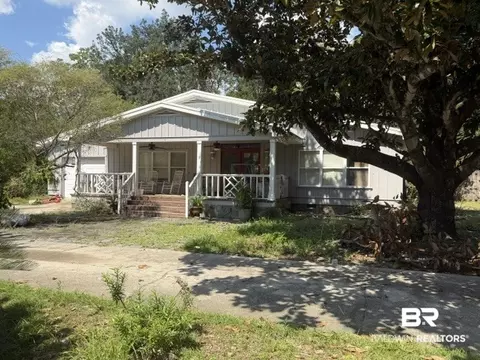 202 W 13th Ave, Gulf Shores, AL 36542