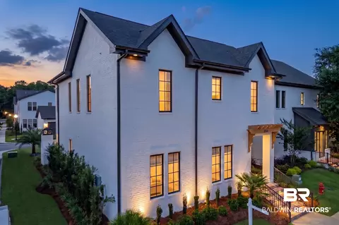864 Inlet Cir, Gulf Shores, AL 36542
