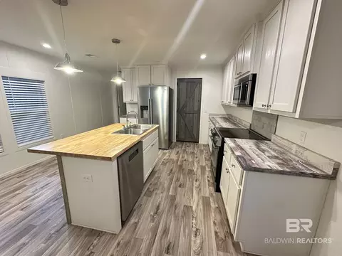 Kitchen - 36291 County Road 39, Stapleton, AL 36578 photo 3 of 3