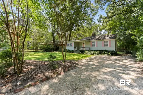Exterior - 5105 E Village Cir, Mobile, AL 36608 photo 7 of 9