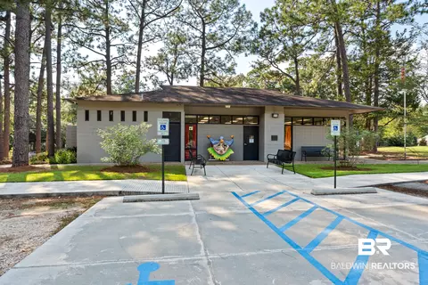 Exterior - 5105 E Village Cir, Mobile, AL 36608 photo 9 of 9