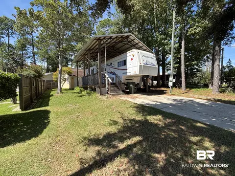 110 Horn Dr, Lillian, AL 36549