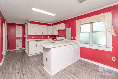 Kitchen - 25 Southern St, Chickasaw, AL 36611 photo 1 of 4