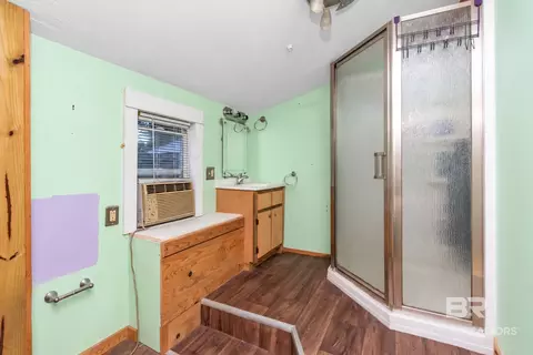 Bath - 25 Southern St, Chickasaw, AL 36611 photo 1 of 4