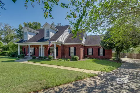 107 Orleans Dr, Fairhope, AL 36532