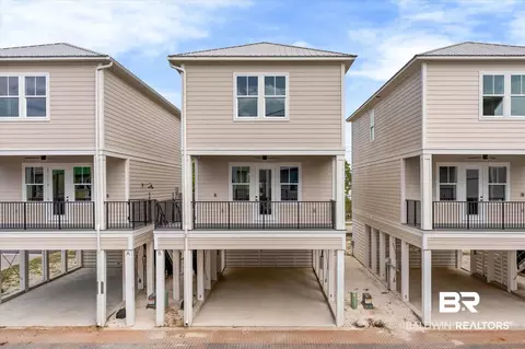 951 W Lagoon Ave #B, Gulf Shores, AL 36542