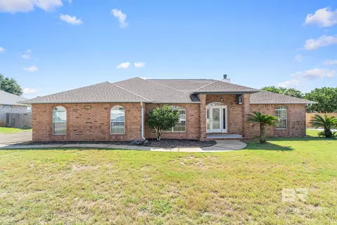 5024 Chandelle Dr, Pensacola, FL 32507