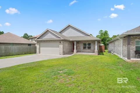 725 Upper Heron Way, Pensacola, FL 32506
