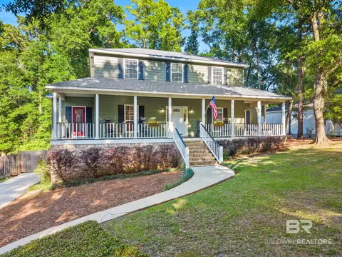 104 Echo Ln, Fairhope, AL 36532