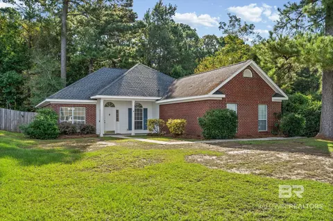 28582 Canterbury Rd, Daphne, AL 36526