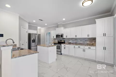 Kitchen - 10147 Lyttleton Loop, Lillian, AL 36549 photo 1 of 1